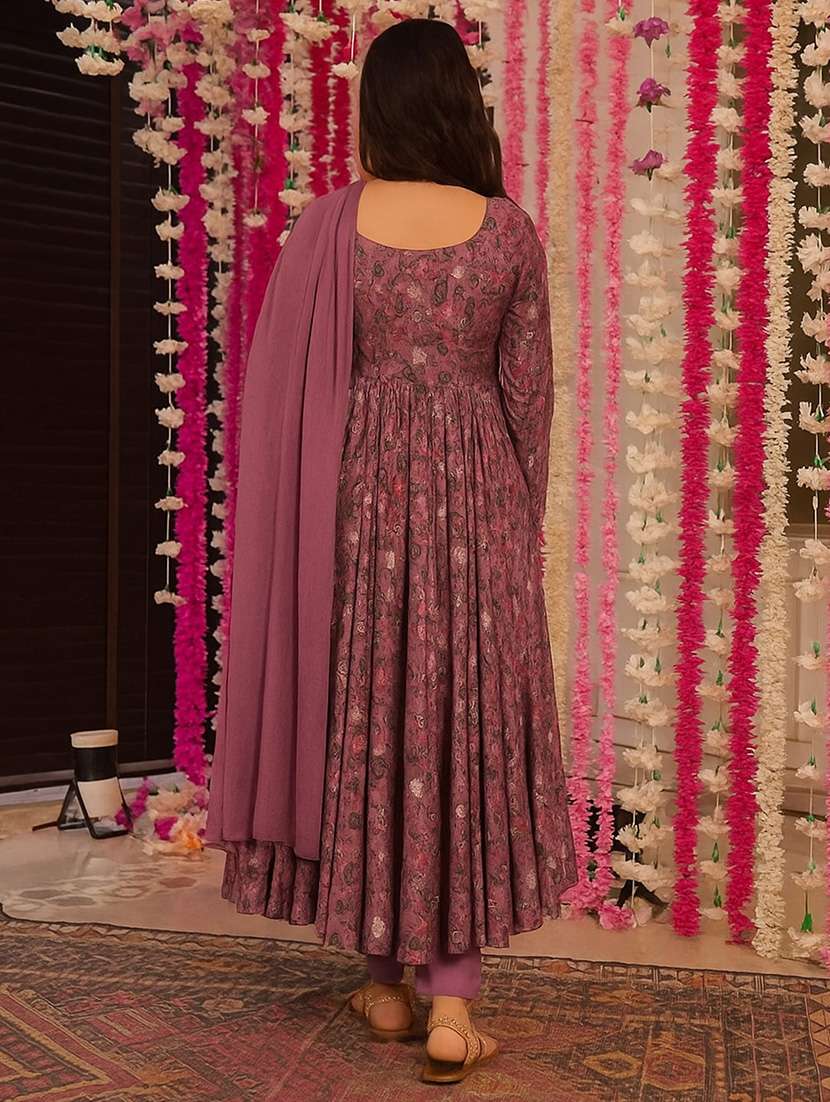 women floral long sleeve kurta pant with dupatta set - 22092080 -  Standard Image - 3