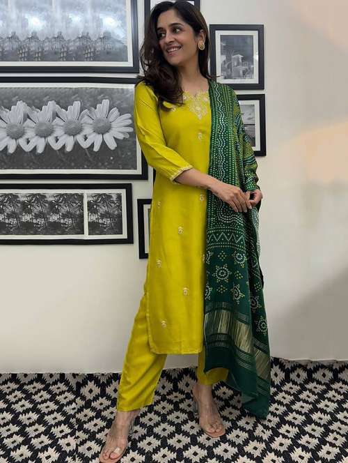 women embroidered three quarter sleeve kurta pant with dupatta set - 22092086 -  Standard Image - 0
