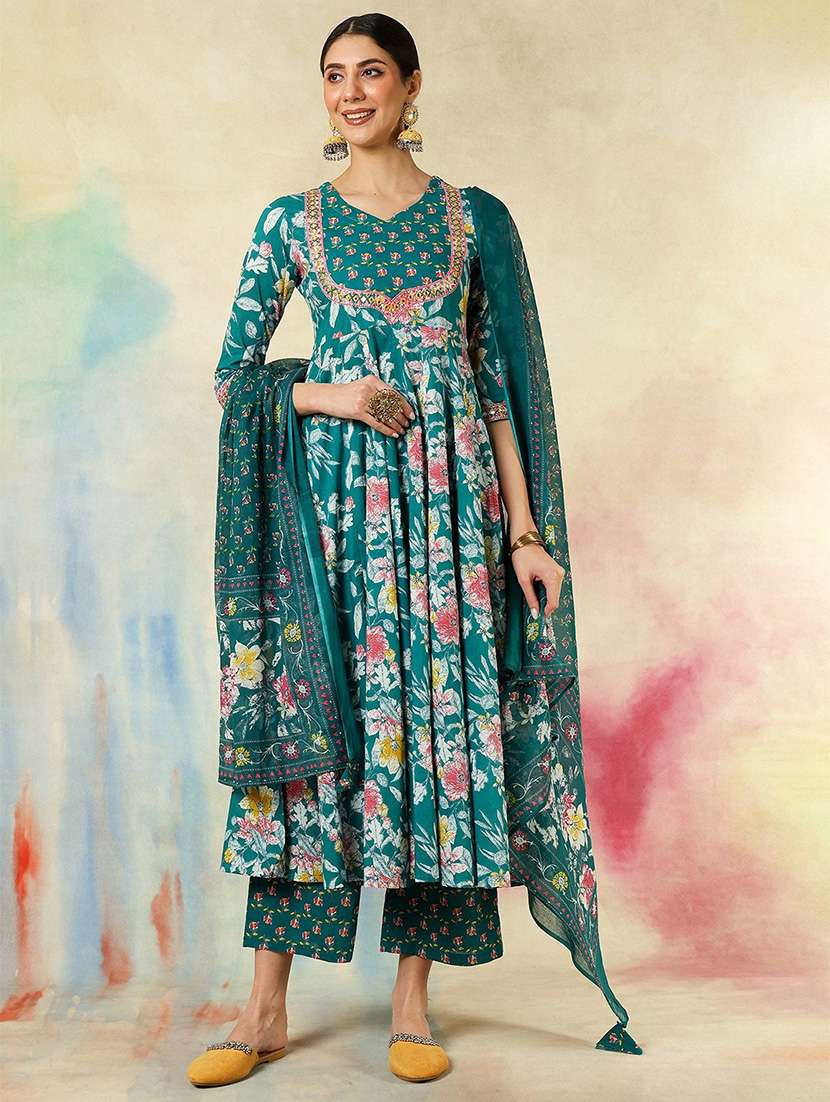 women embroidered three quarter sleeve kurta pant with dupatta set - 22092089 -  Zoom Image - 0