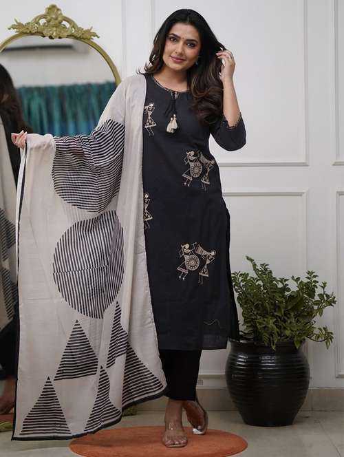 women warli three quarter sleeve kurta pant with dupatta set - 22092092 -  Standard Image - 0