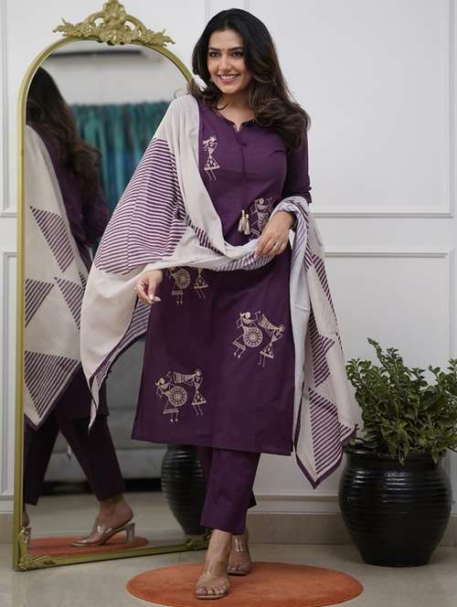women warli three quarter sleeve kurta pant with dupatta set - 22092095 -  Standard Image - 0