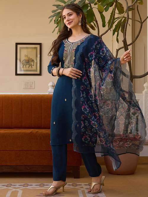 women embroidered three quarter sleeve kurta pant with dupatta set - 22092096 -  Standard Image - 0
