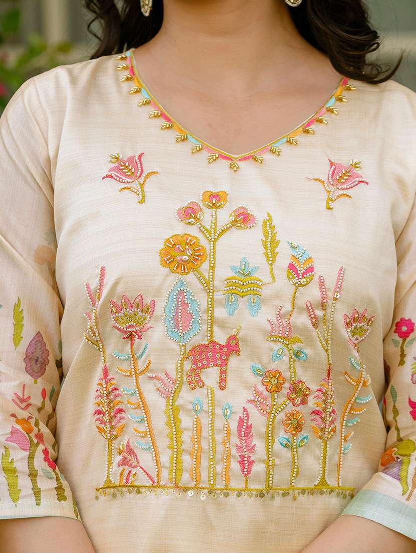 women embroidered three quarter sleeve kurta pant with dupatta set - 22092101 -  Standard Image - 5