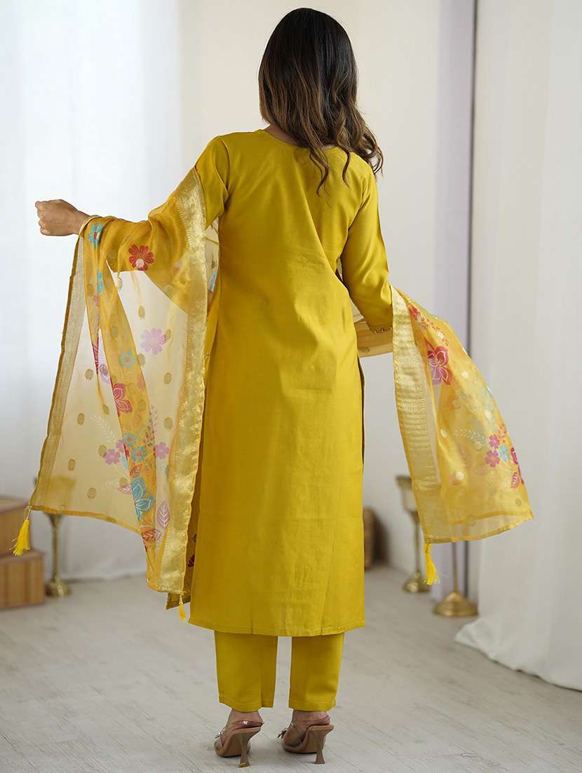 women embroidered three quarter sleeve kurta pant with dupatta set - 22092103 -  Standard Image - 3