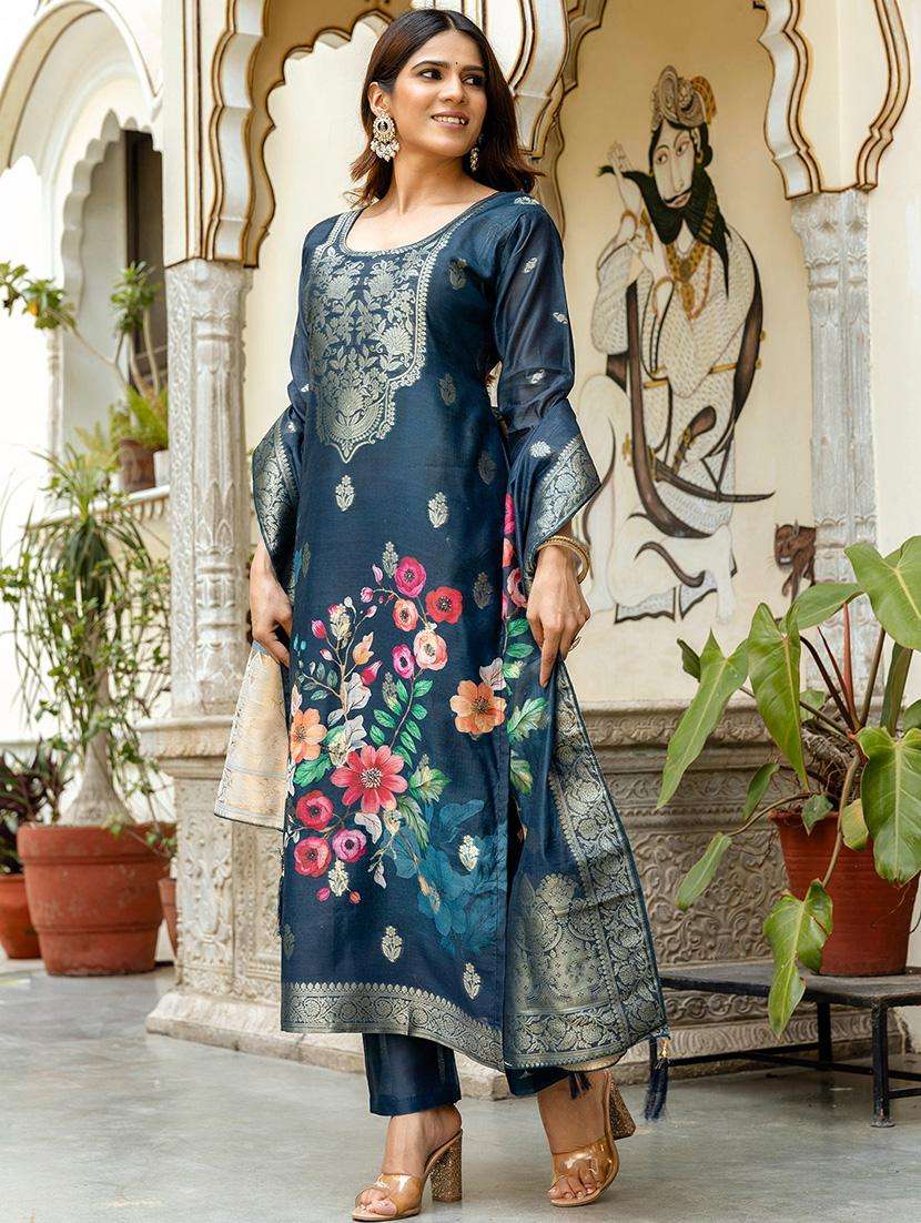 women floral three quarter sleeve kurta pant with dupatta set - 22092105 -  Standard Image - 3