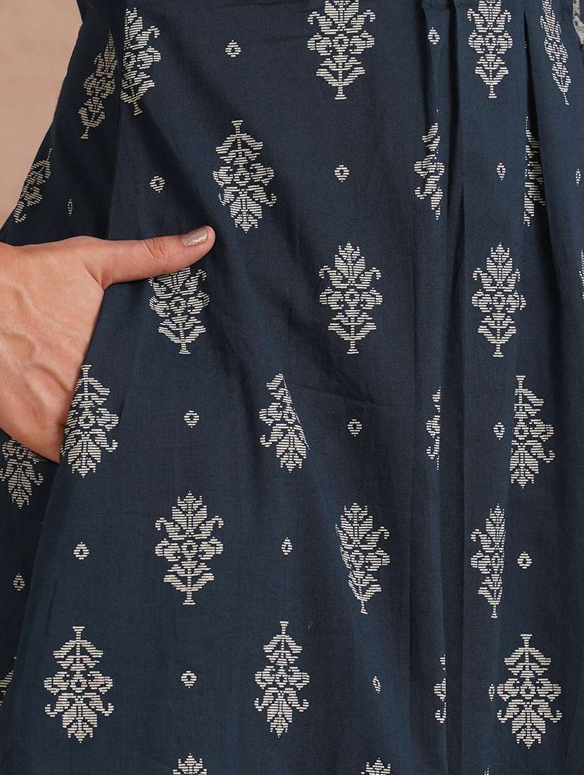 women printed three quarter sleeve a-line kurta  - 22092198 -  Standard Image - 5