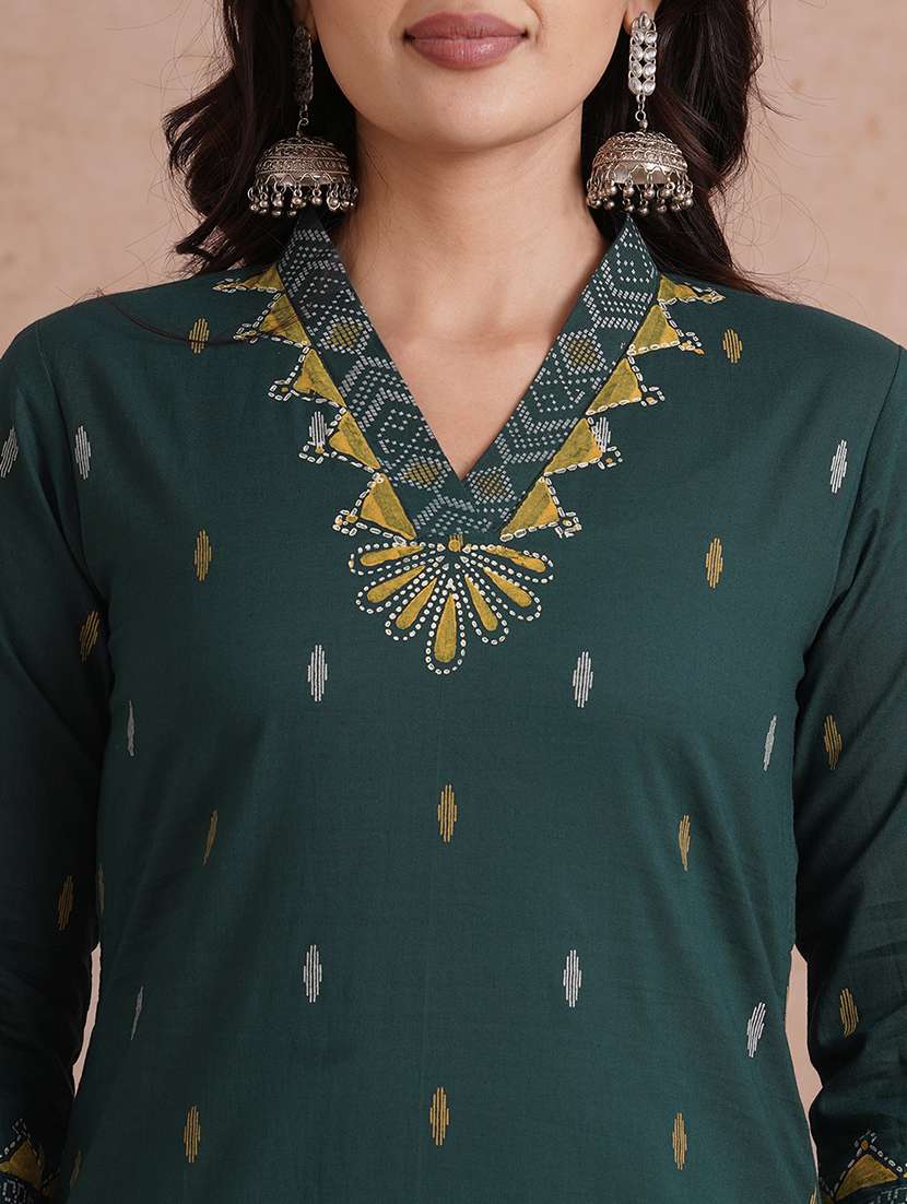 women printed three quarter sleeve straight kurta - 22092199 - Standard Image - 5