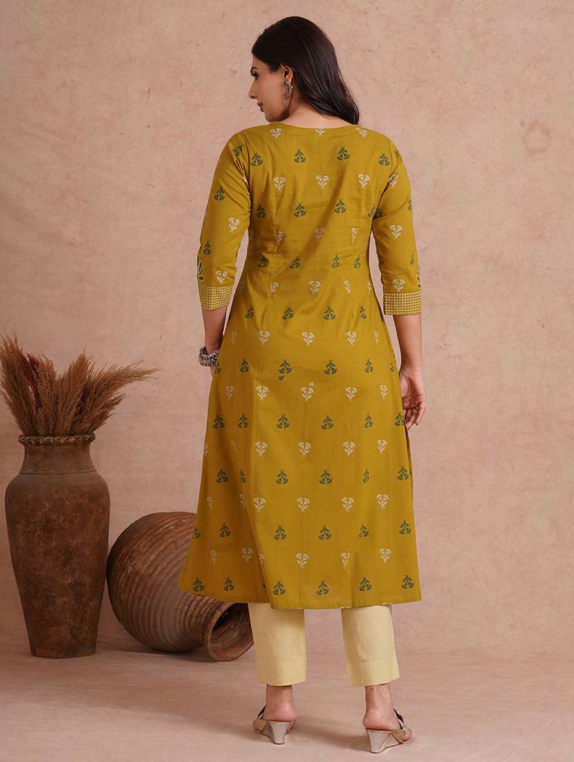 women printed three quarter sleeve a-line kurta - 22092200 - Standard Image - 3