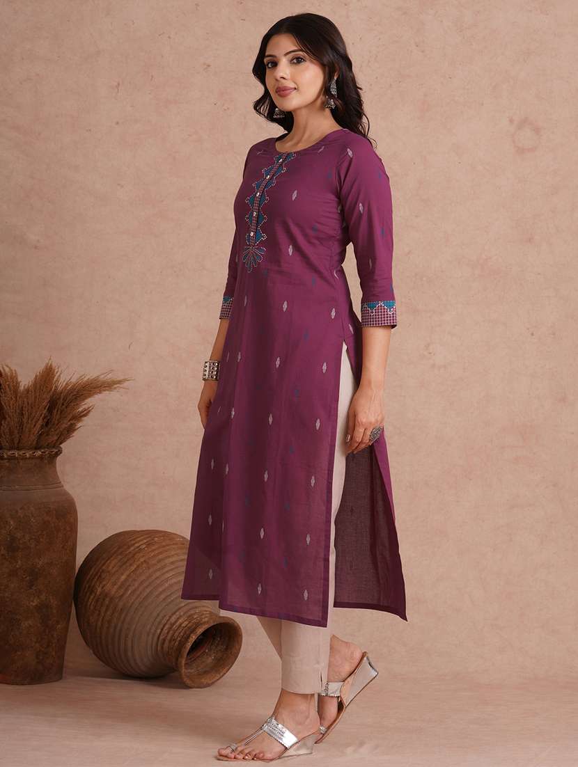 women printed three quarter sleeve straight kurta - 22092201 - Standard Image - 3