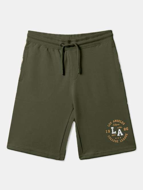 boys solid mid rise regular fit shorts - 22092211 - Standard Image - 0