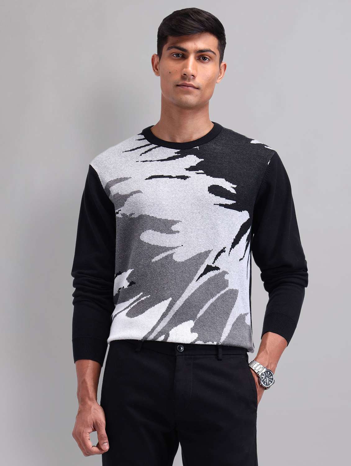 men self design long sleeve regular fit pullover 