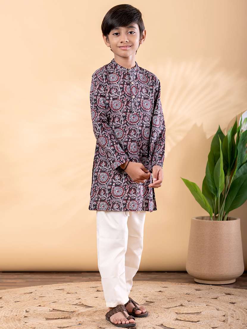 boys printed mandarin neck kurta pyjama set