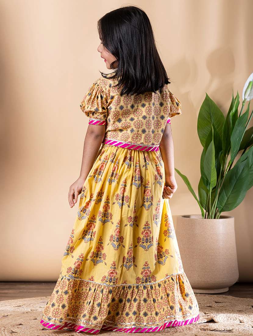 girls floral print lehenga and choli - 22092600 -  Standard Image - 3