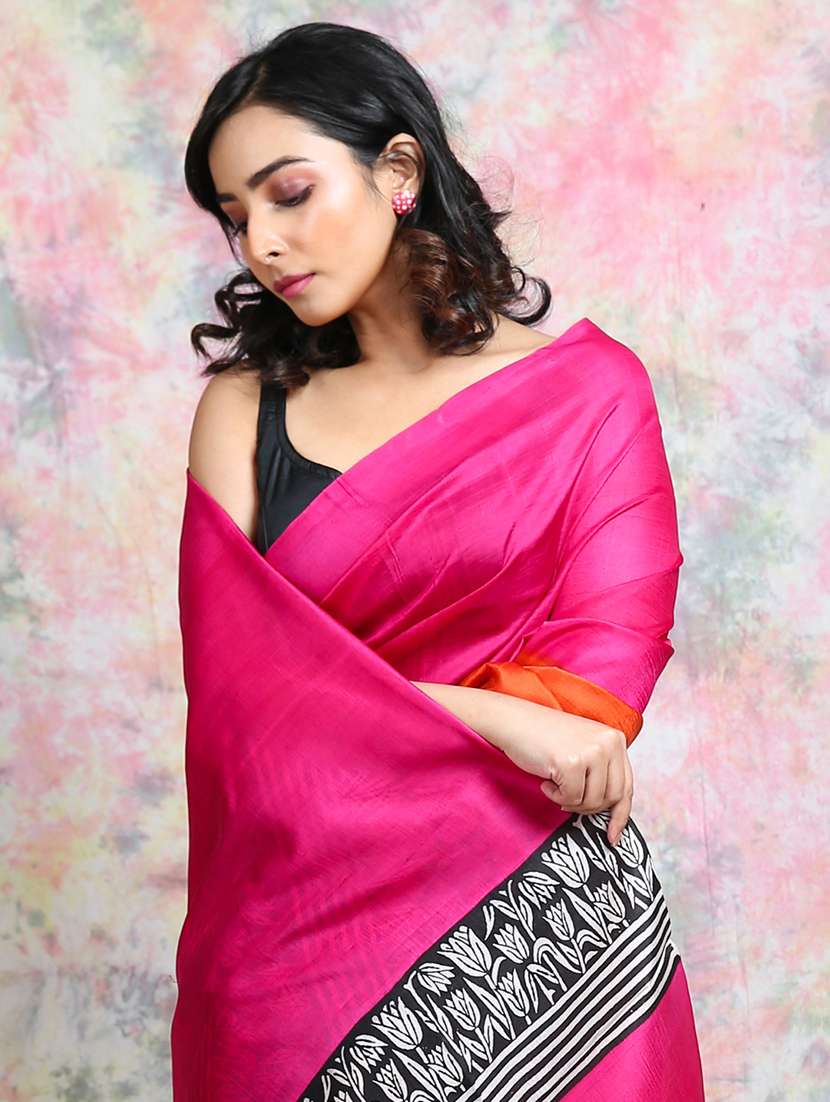 women printed handloom saree with blouse - 22092639 - Standard Image - 3