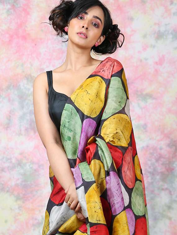 women printed casual wear saree with blouse - 22092648 - Standard Image - 3
