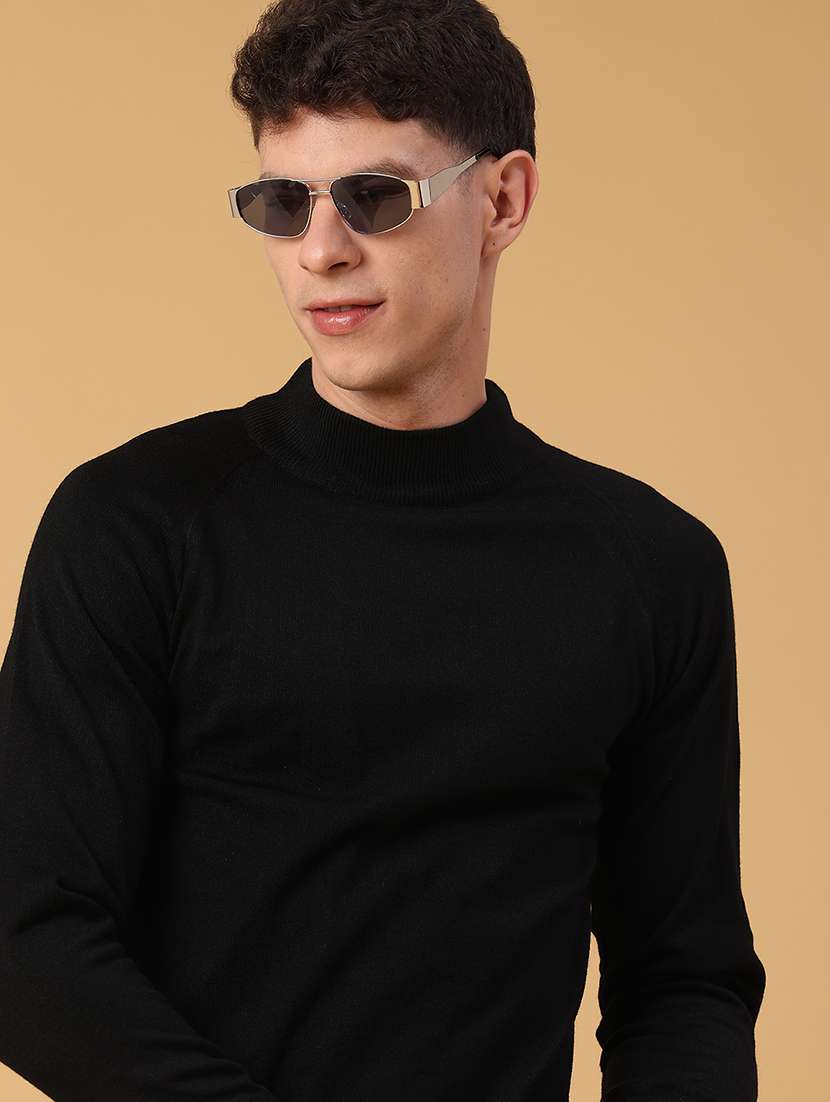 men solid long sleeve regular fit pullover 