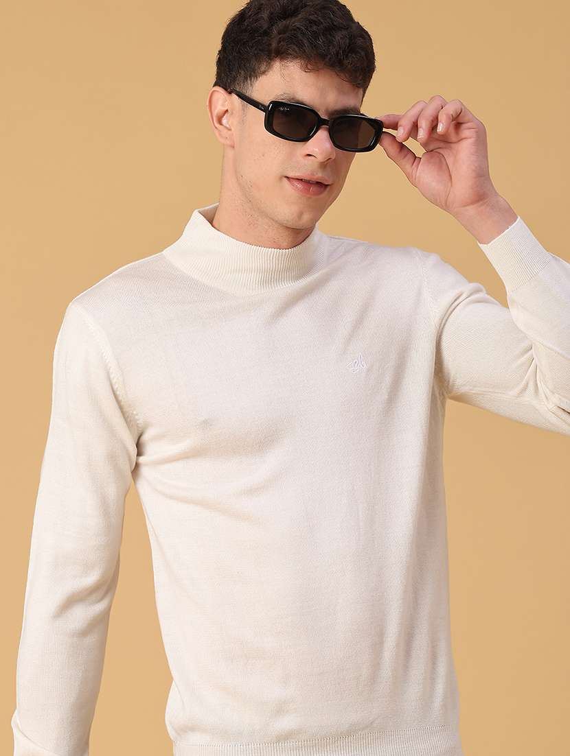 men solid long sleeve regualr fit pullover