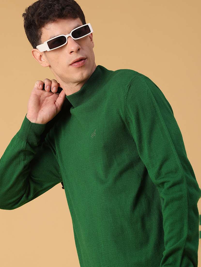 men solid long sleeve regualr fit pullover