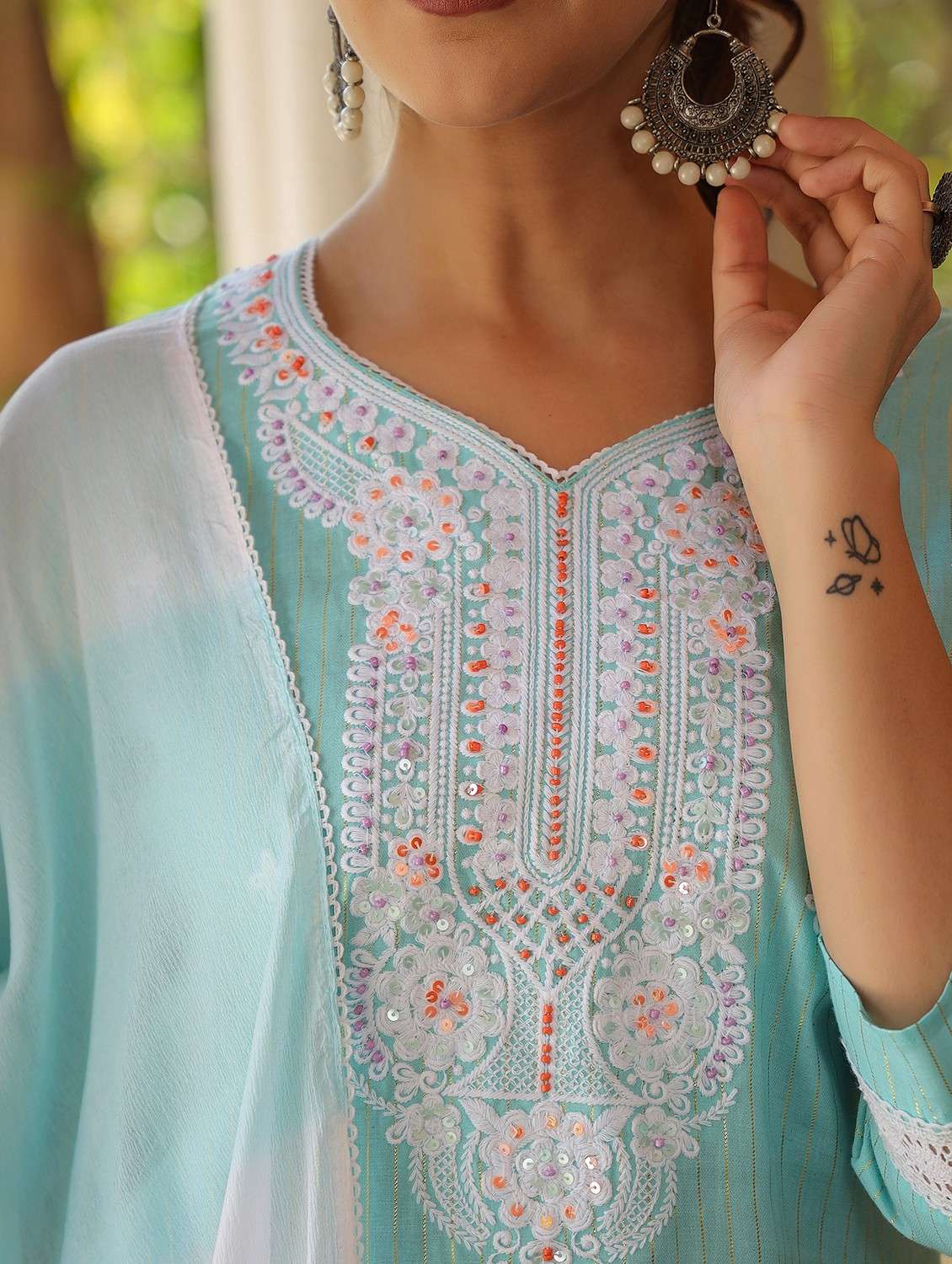 women embroidered three quarter sleeve kurta pant with dupatta set - 22093244 - Standard Image - 5