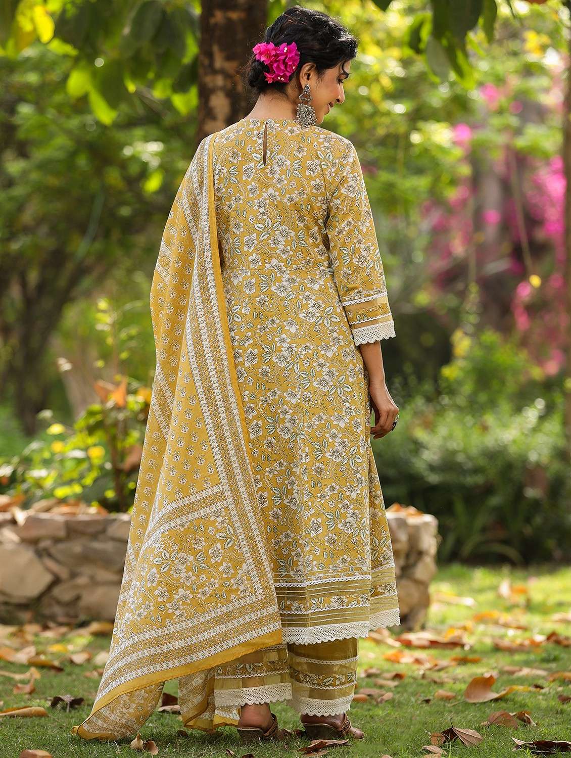 women embroidered three quarter sleeve kurta pant with dupatta set - 22093247 - Standard Image - 3
