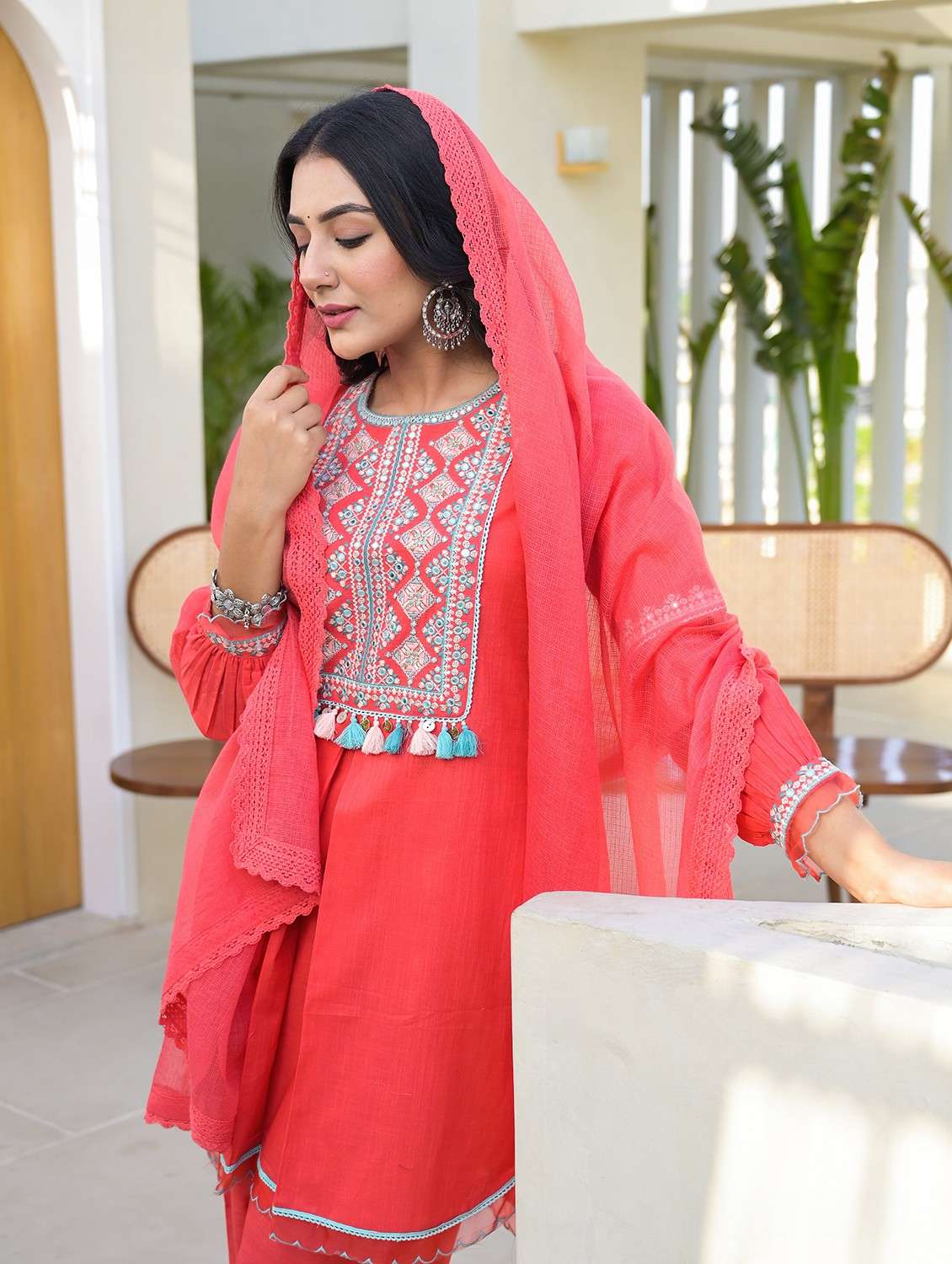 women embroidered long sleeve kurta pant with dupatta set - 22093253 - Standard Image - 5