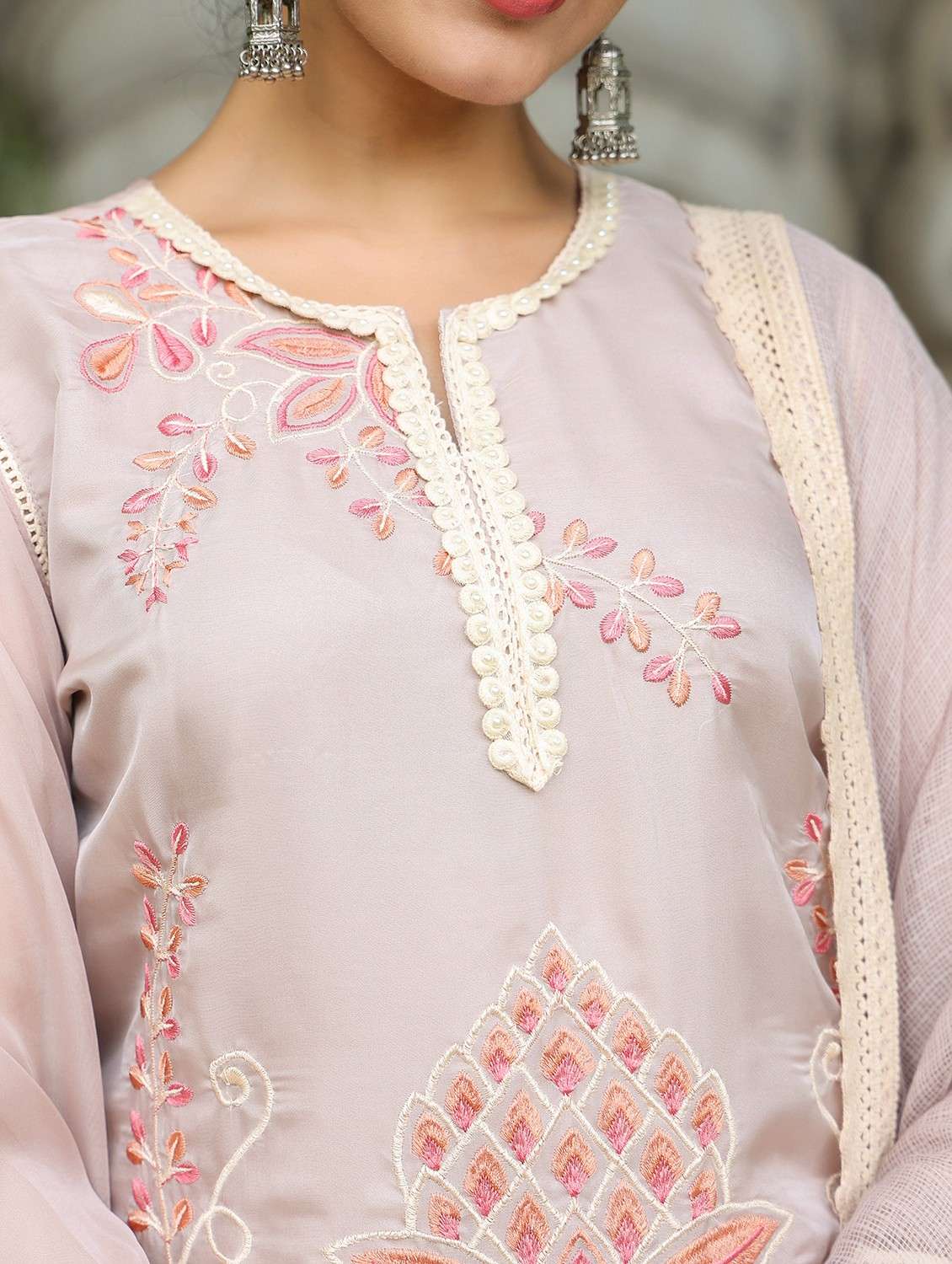 women embroidered long sleeve kurta pant with dupatta set - 22093259 - Standard Image - 5