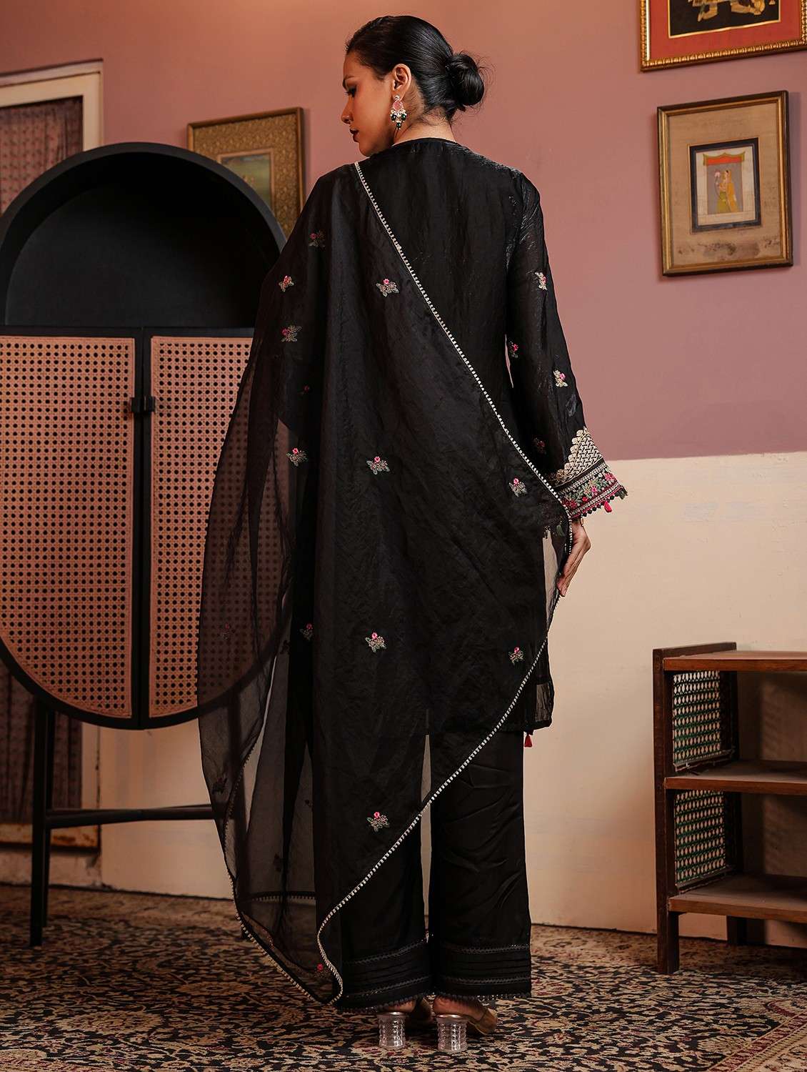 women embroidered long sleeve kurta pant with dupatta set - 22093269 - Standard Image - 3