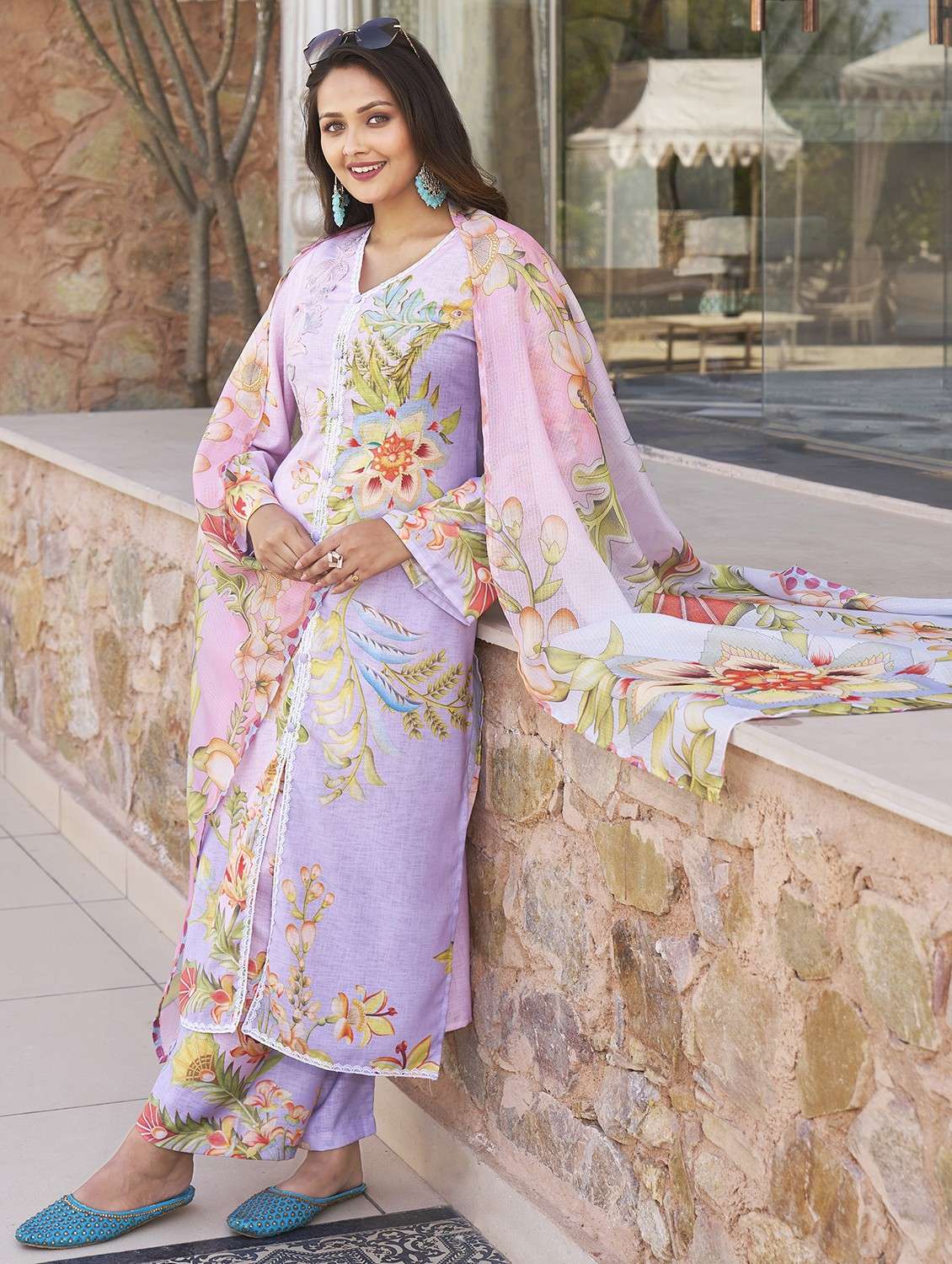 women embroidered long sleeve kurta pant with dupatta set - 22093276 -  Standard Image - 3