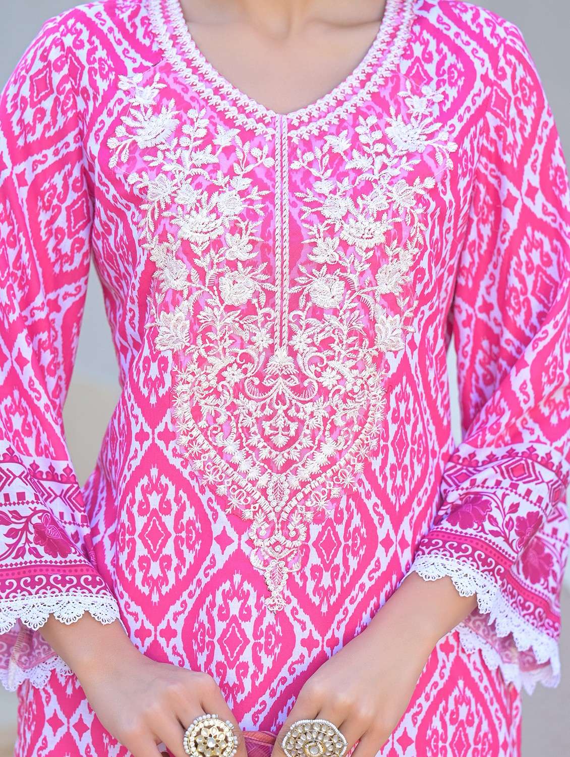 women embroidered long sleeve kurta pant with dupatta set - 22093279 - Standard Image - 5