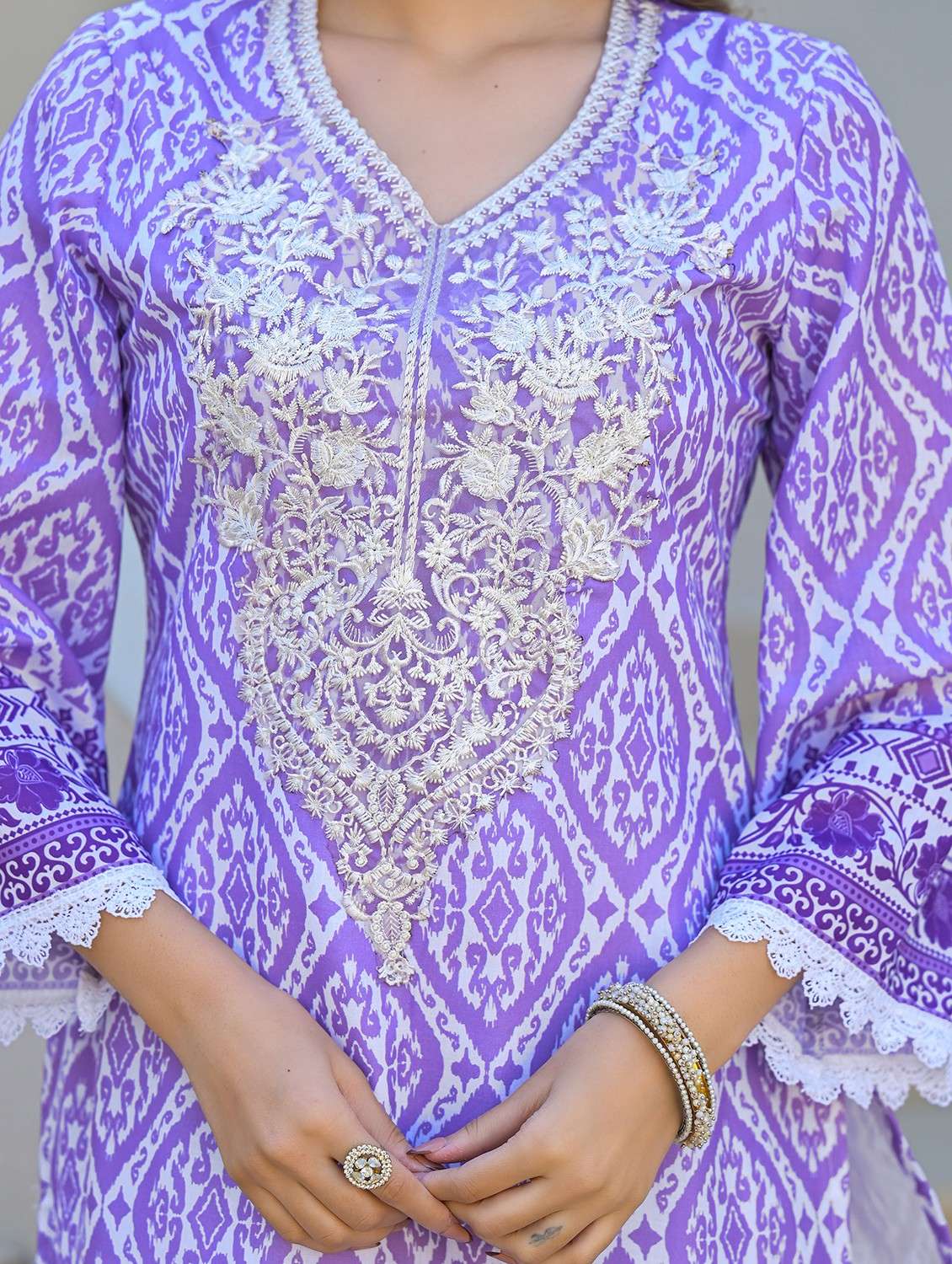 women embroidered long sleeve kurta pant with dupatta set - 22093280 - Standard Image - 5
