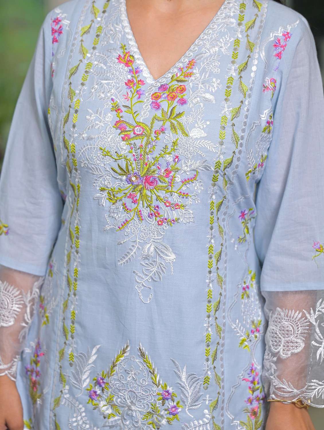women embroidered long sleeve kurta pant with dupatta set - 22093292 - Standard Image - 5