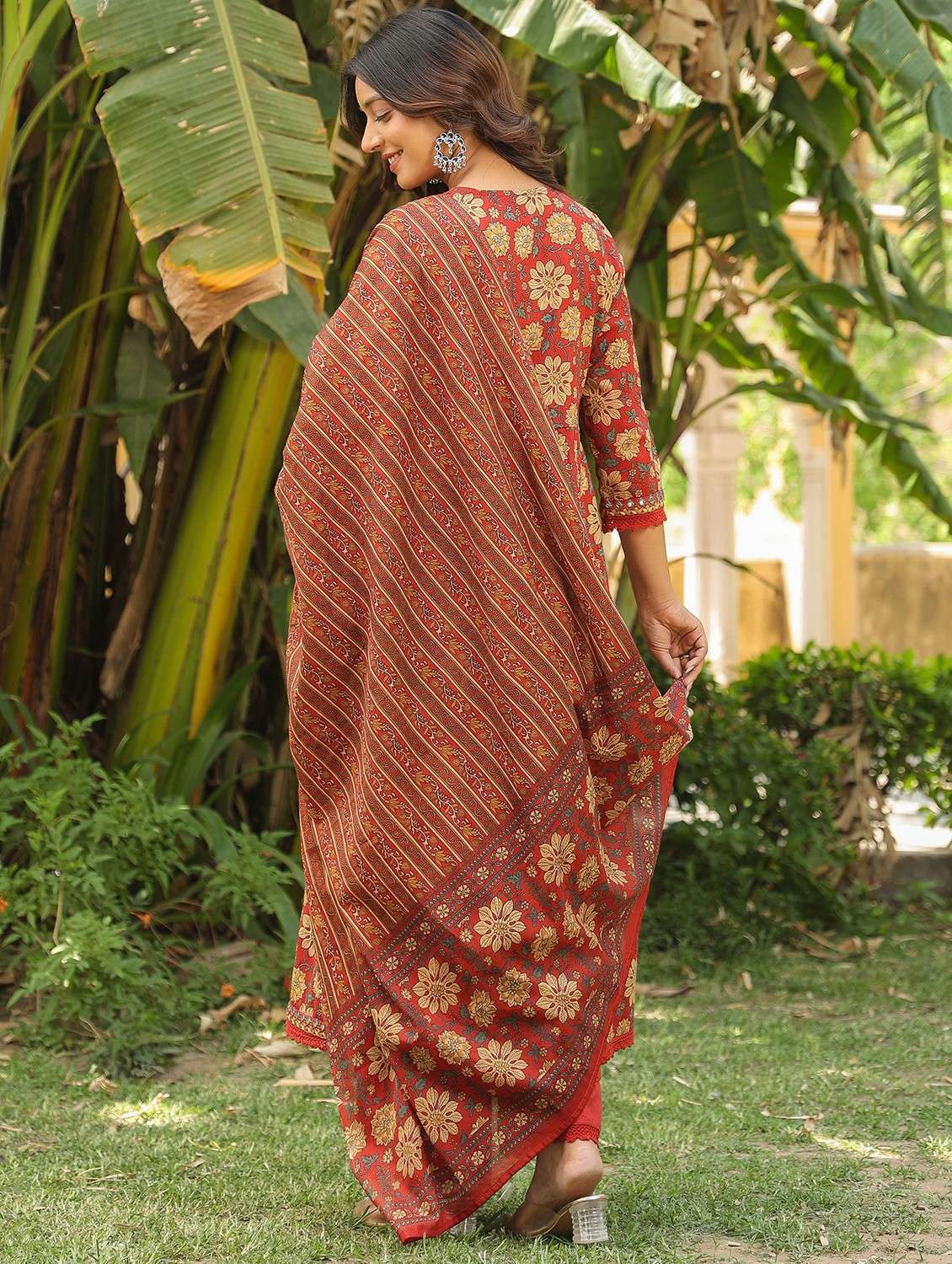 women embroidered three quarter sleeve kurta pant with dupatta set - 22093299 - Standard Image - 3