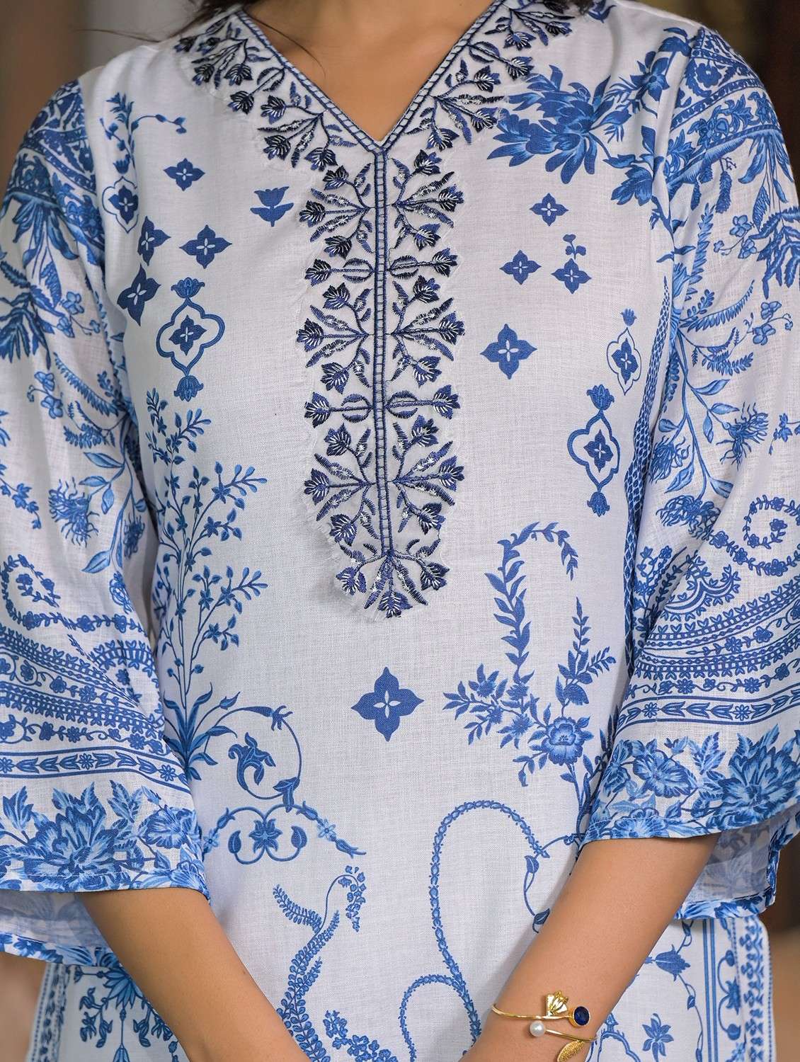 women embroidered three quarter sleeve kurta pant with dupatta set - 22093300 - Standard Image - 5