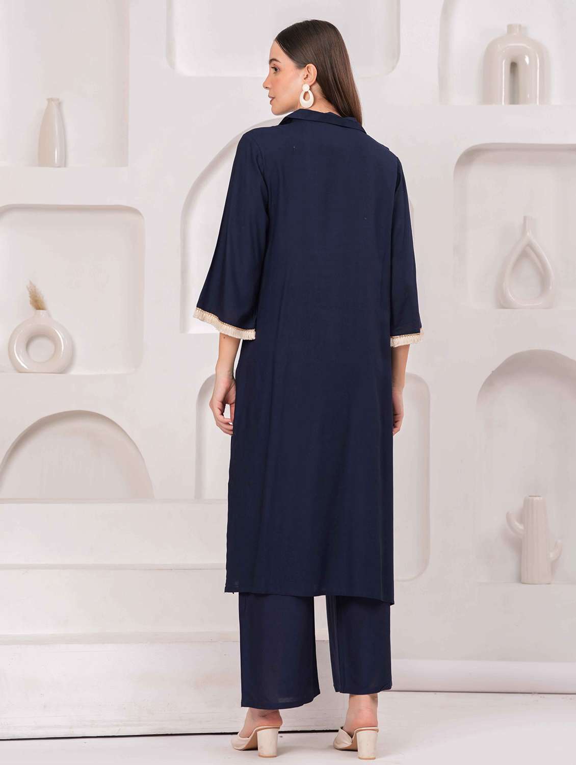 women embroidered bell sleeve kurta and palazzo set - 22093314 - Standard Image - 3