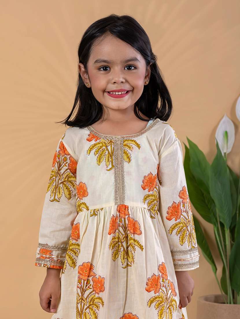 girls printed long sleeve kurta and salwar set  - 22093320 -  Standard Image - 5