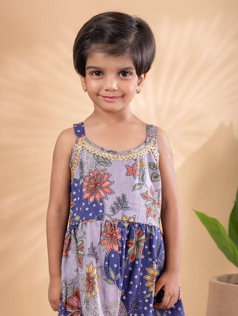 girls printed sleeveless kurta and salwar set  - 22093338 -  Standard Image - 3