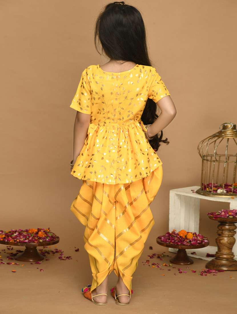 girls foil print kurta and dhoti set - 22093377 -  Standard Image - 3