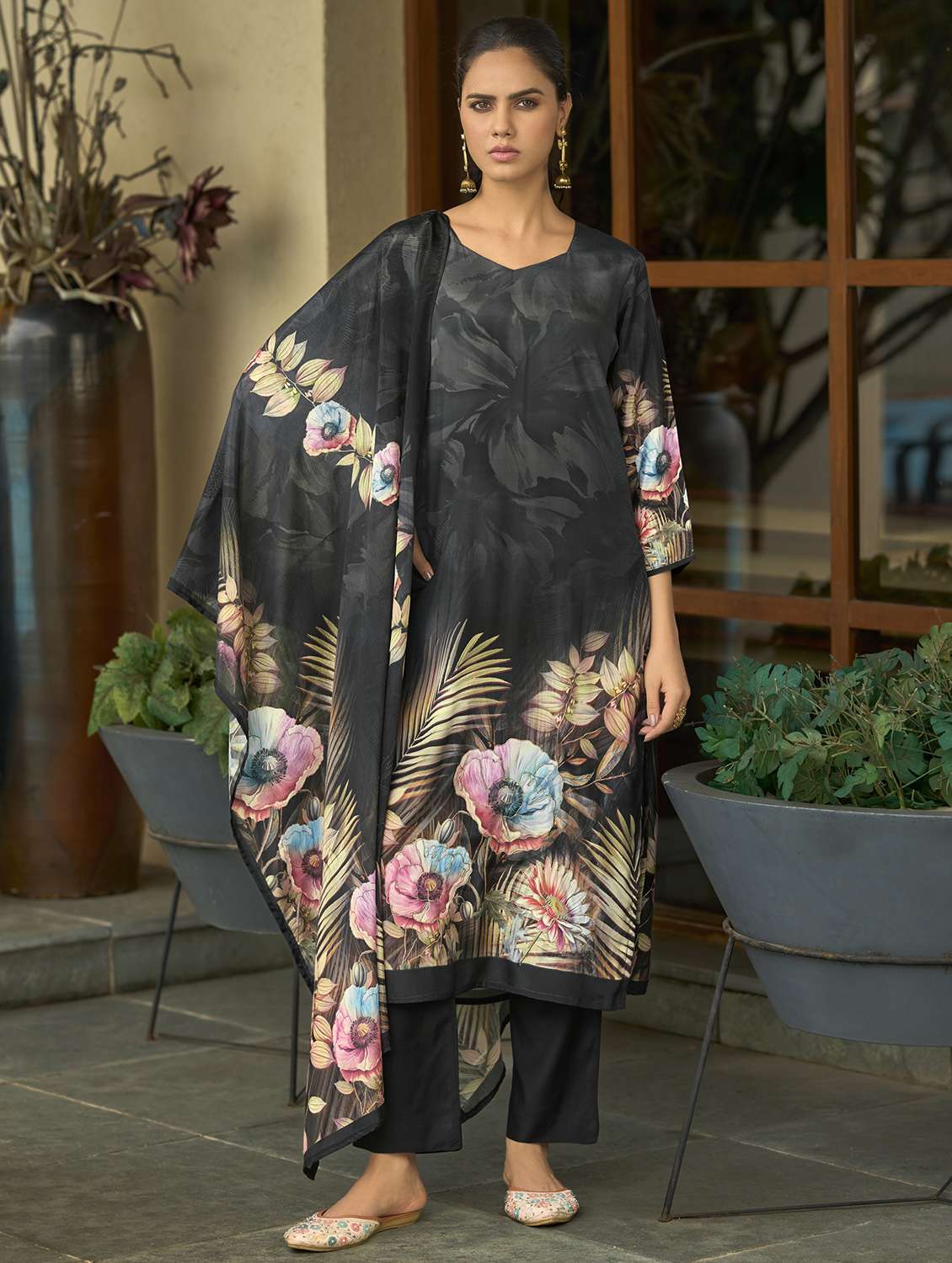 women floral three quarter sleeve kurta pant with dupatta set