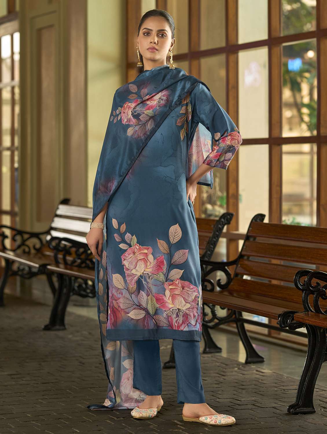 women floral three quarter sleeve kurta pant with dupatta set