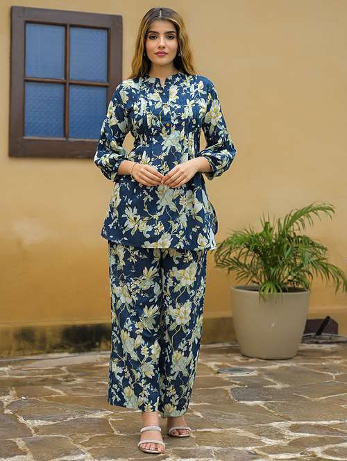 women printed top and palazzo co-ord set - 22093912 -  Standard Image - 0
