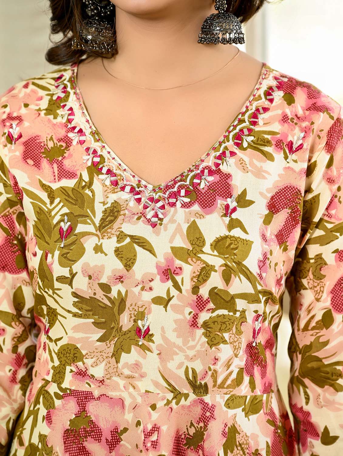 women floral three quarter sleeve flared ethnic dress - 22094131 -  Standard Image - 5