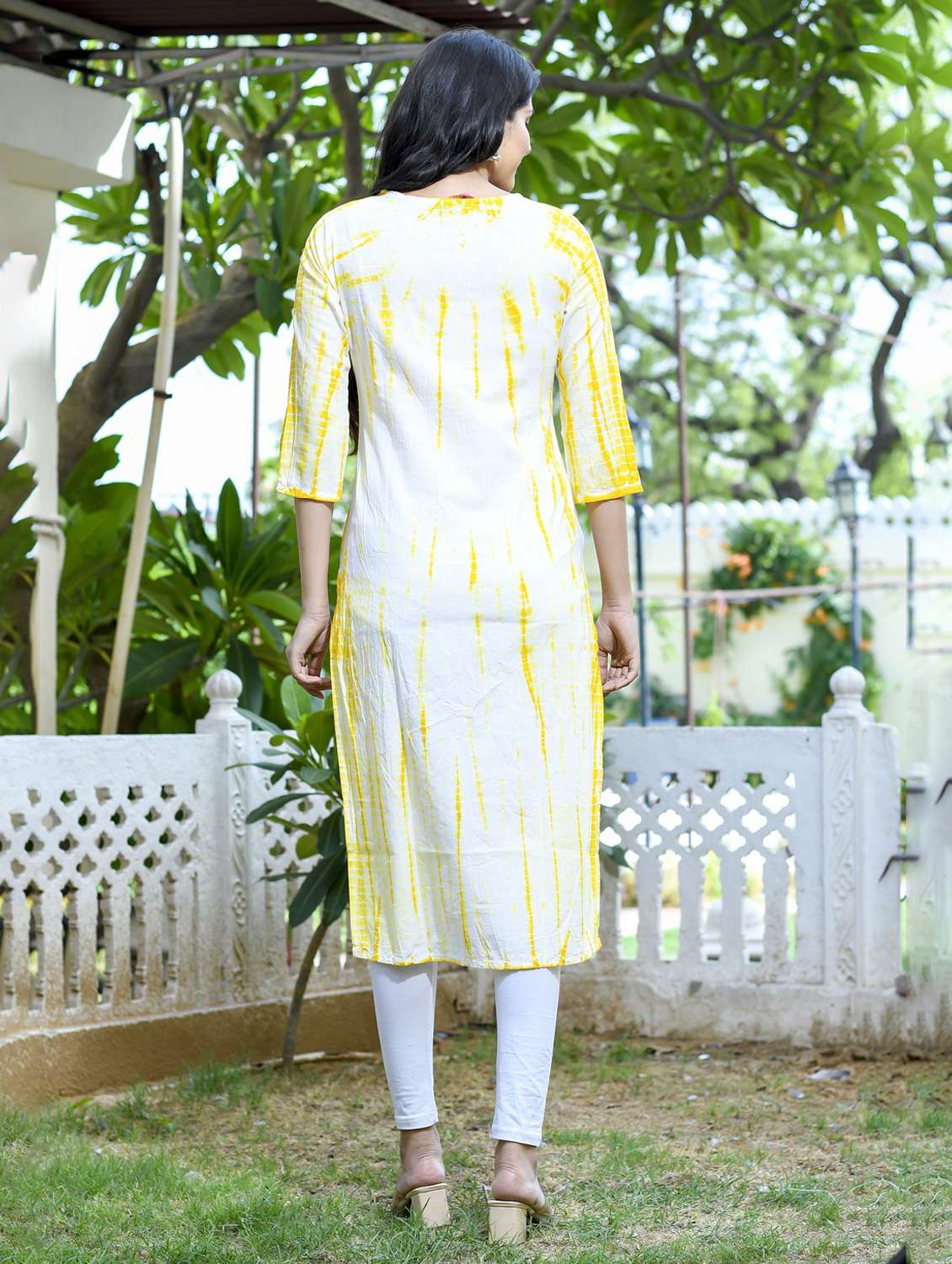 women tie & dye printed three quarter sleeve straight kurta - 22094174 -  Standard Image - 3