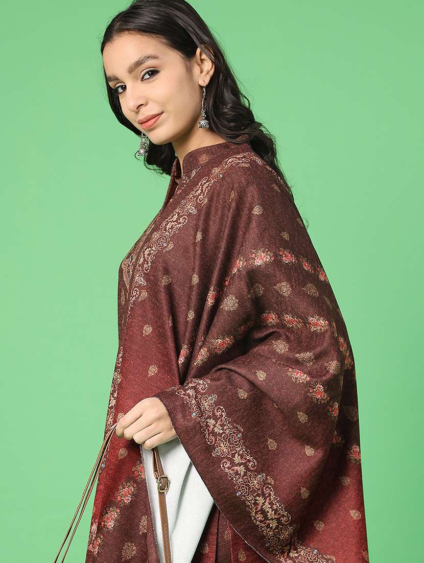 women printed woolen kurta and pant with dupatta set - 22094391 -  Standard Image - 3