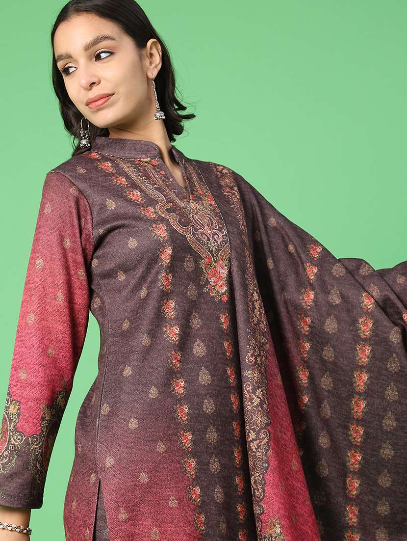 women printed woolen kurta and pant with dupatta set - 22094394 -  Standard Image - 3