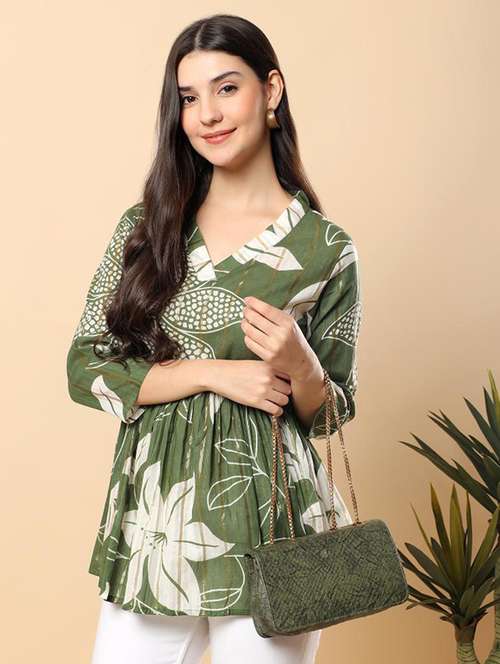 women printed three quarter sleeve flared top - 22100936 - Standard Image - 0