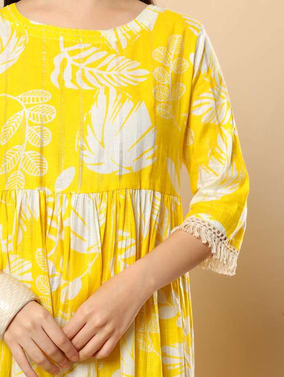 women printed round neck tiered ethnic dress - 22100964 - Standard Image - 5