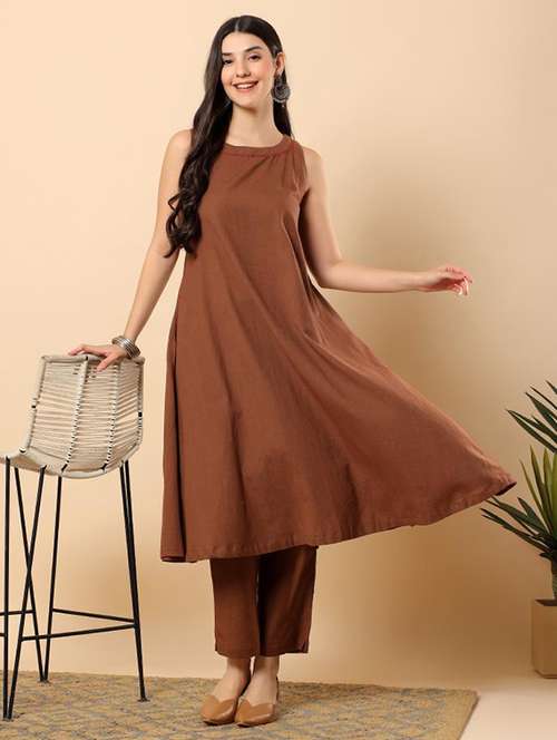 women solid round neck kurta pant set - 22100970 -  Standard Image - 0