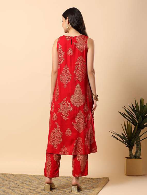 women foil printed round neck kurta pant set - 22100978 -  Standard Image - 3