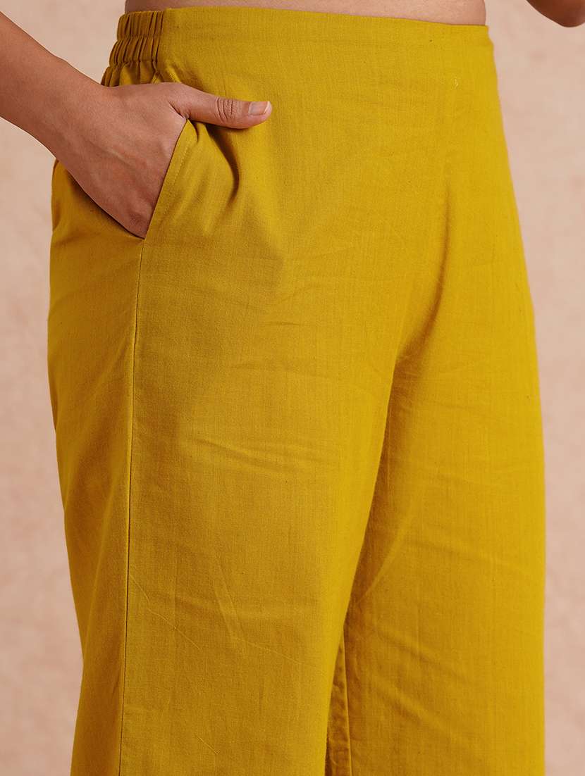 women striped v neck kurta palazzo set - 22101766 -  Standard Image - 5