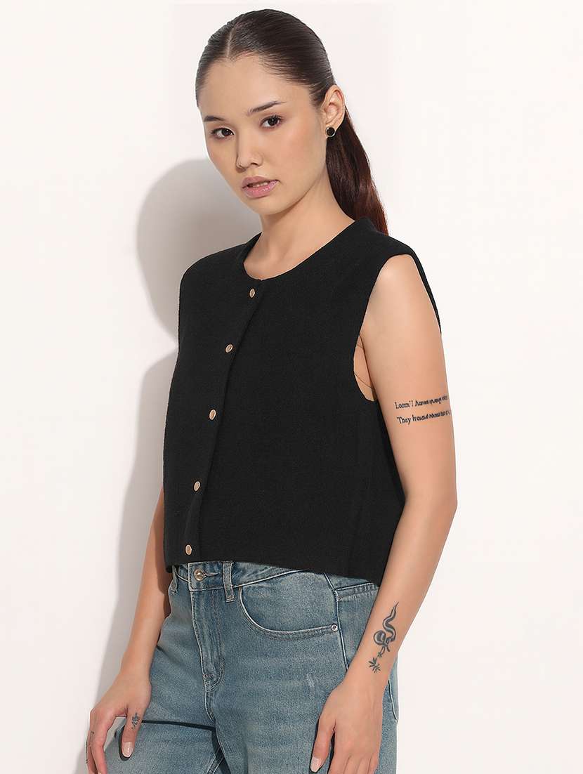 women black solid sleeveless crop top - 22101948 - Standard Image - 3
